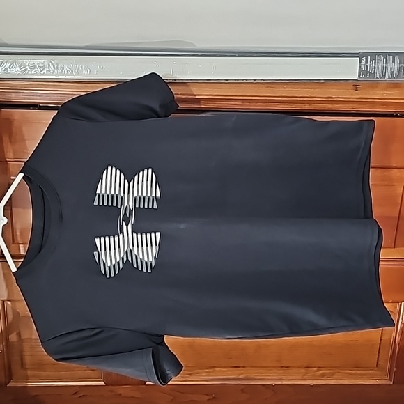 Under Armour Heat Gear Boys L wicking t-shirt - Picture 1 of 4